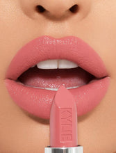 Load image into Gallery viewer, Puppy Love | Crème Lipstick
